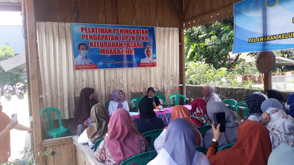 Tingkatkan Pengalaman PKK, Lurah Pasar 1 Adakan Pelatihan Pendapatan UP2K PKK ME Tingkatkan Pengalaman PKK, Lurah Pasar 1 Adakan Pelatihan Pendapatan UP2K PKK ME